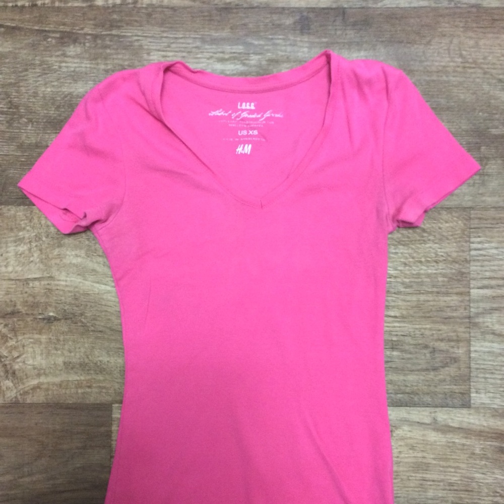 Short sleeve tee